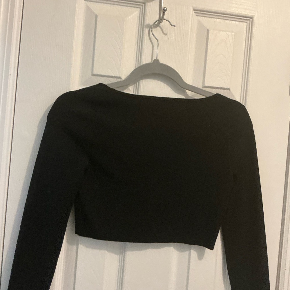 Black Long Sleeve Crop Top/ cardigan - Picture 3 of 6
